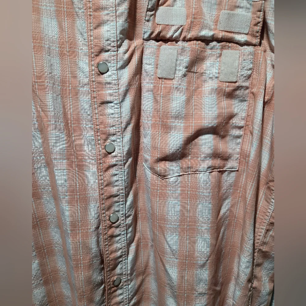 Simms Men's Peach and White Plaid Casual Shirt - Picture 5 of 6